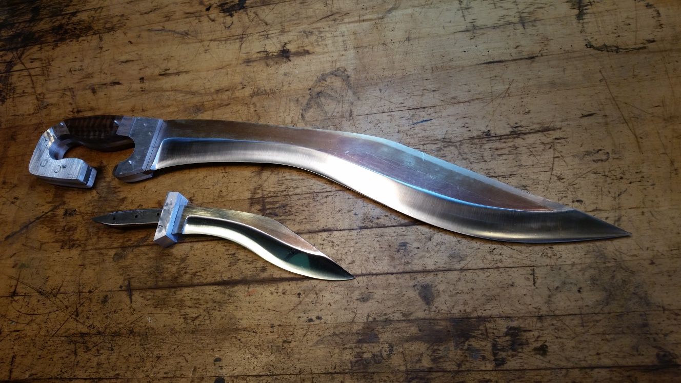 attachments/falcata.jpg|falcata | 150